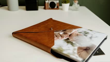 photobook 2022 oscuro mp4 avc 240p.original